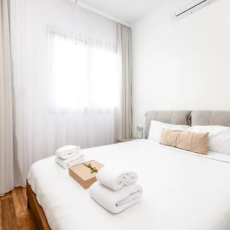 Platinum 77 Xiv Daire *